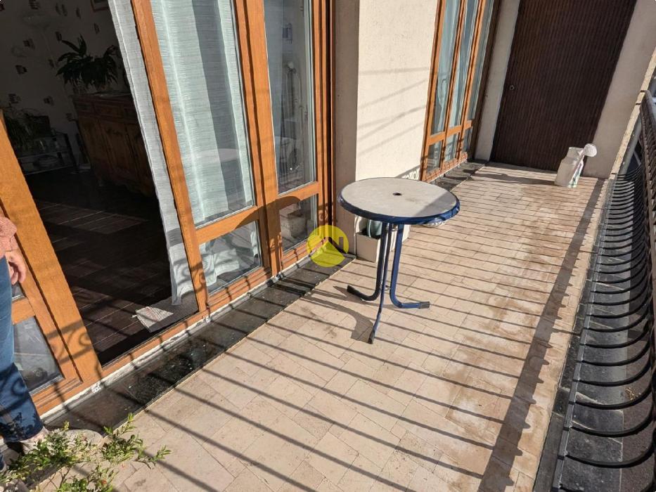 Apt 98m² avec balcon  