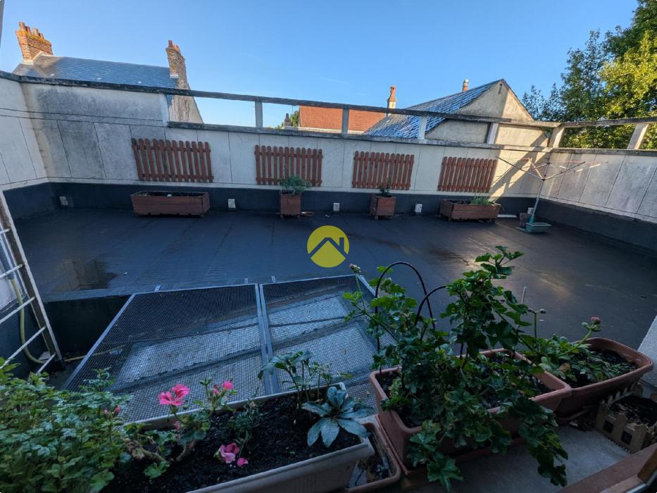 Apt 98m² avec balcon  