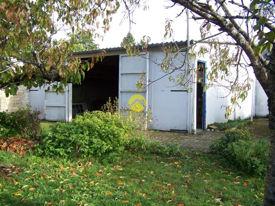 MAISON INDEPENDANTE AU CALME
