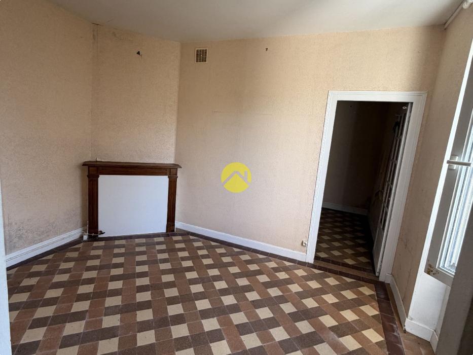 Maison d'habitation avec grange