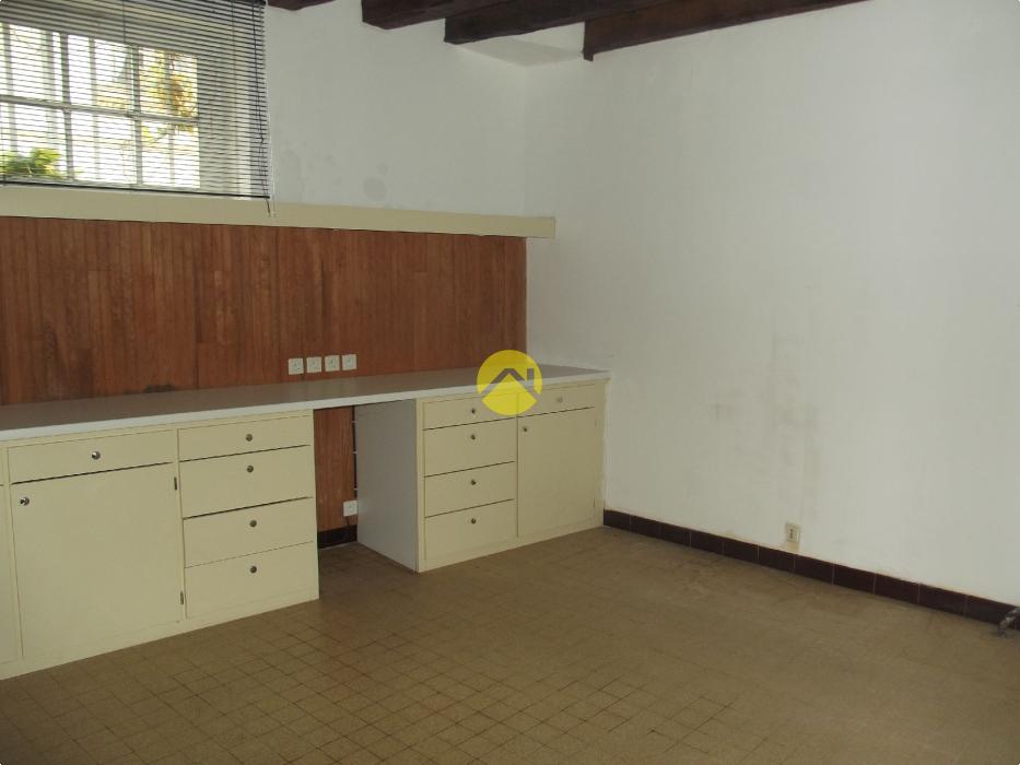 MAISON ET CABINET