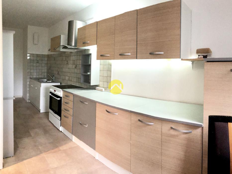 4 pièces de 76 M²