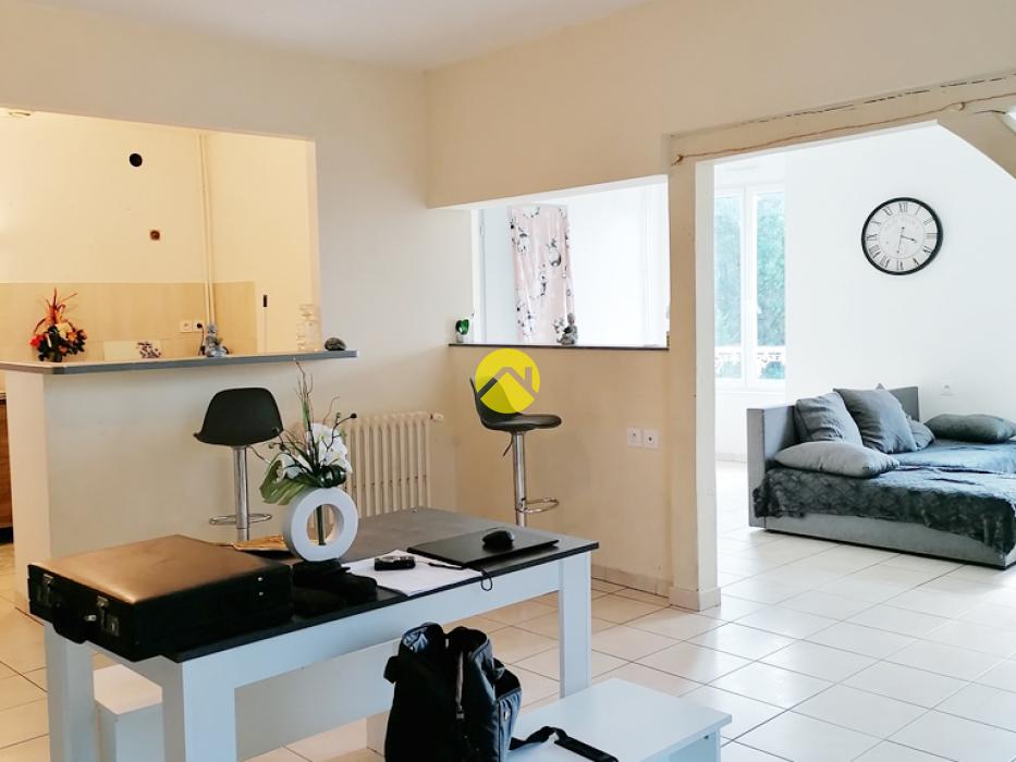 IMMEUBLE 6 APPARTEMENTS