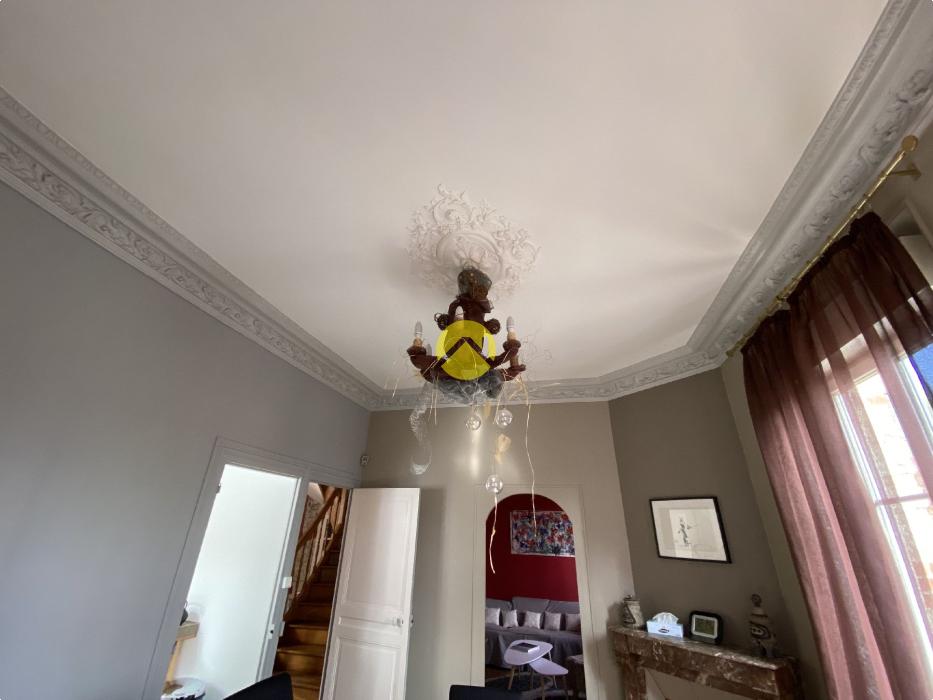 MAISON SECTEUR MARAIS  MAISON SECTEUR MARAIS