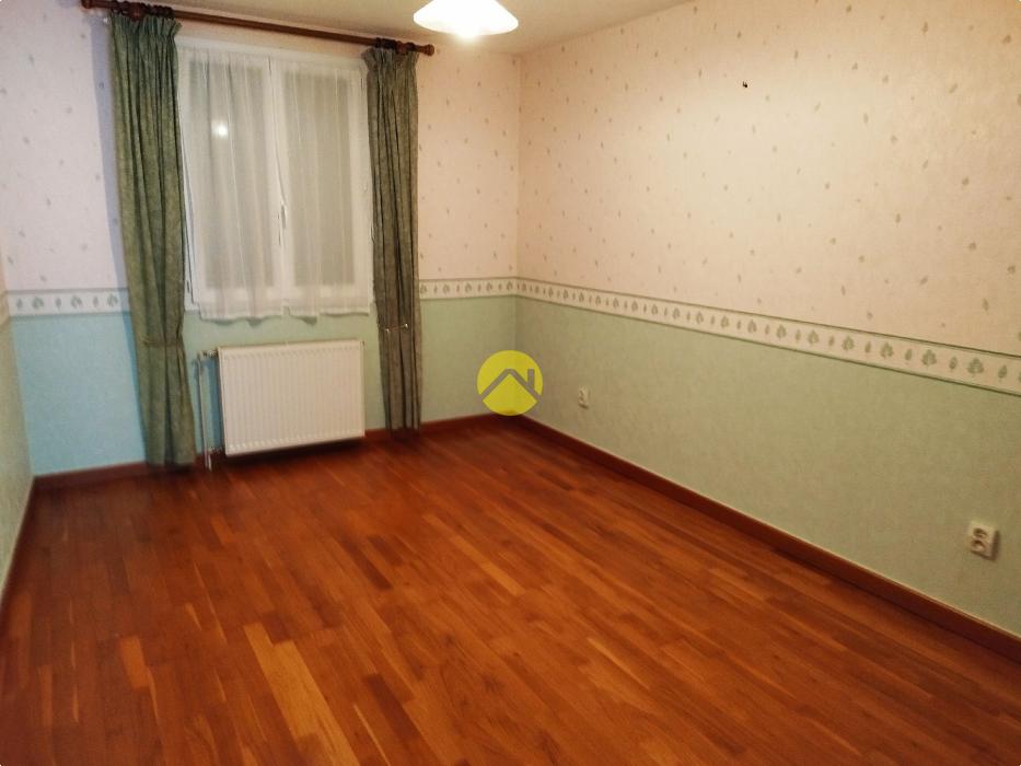 MAISON SUR SOUS SOL MAISON SUR SOUS SOL