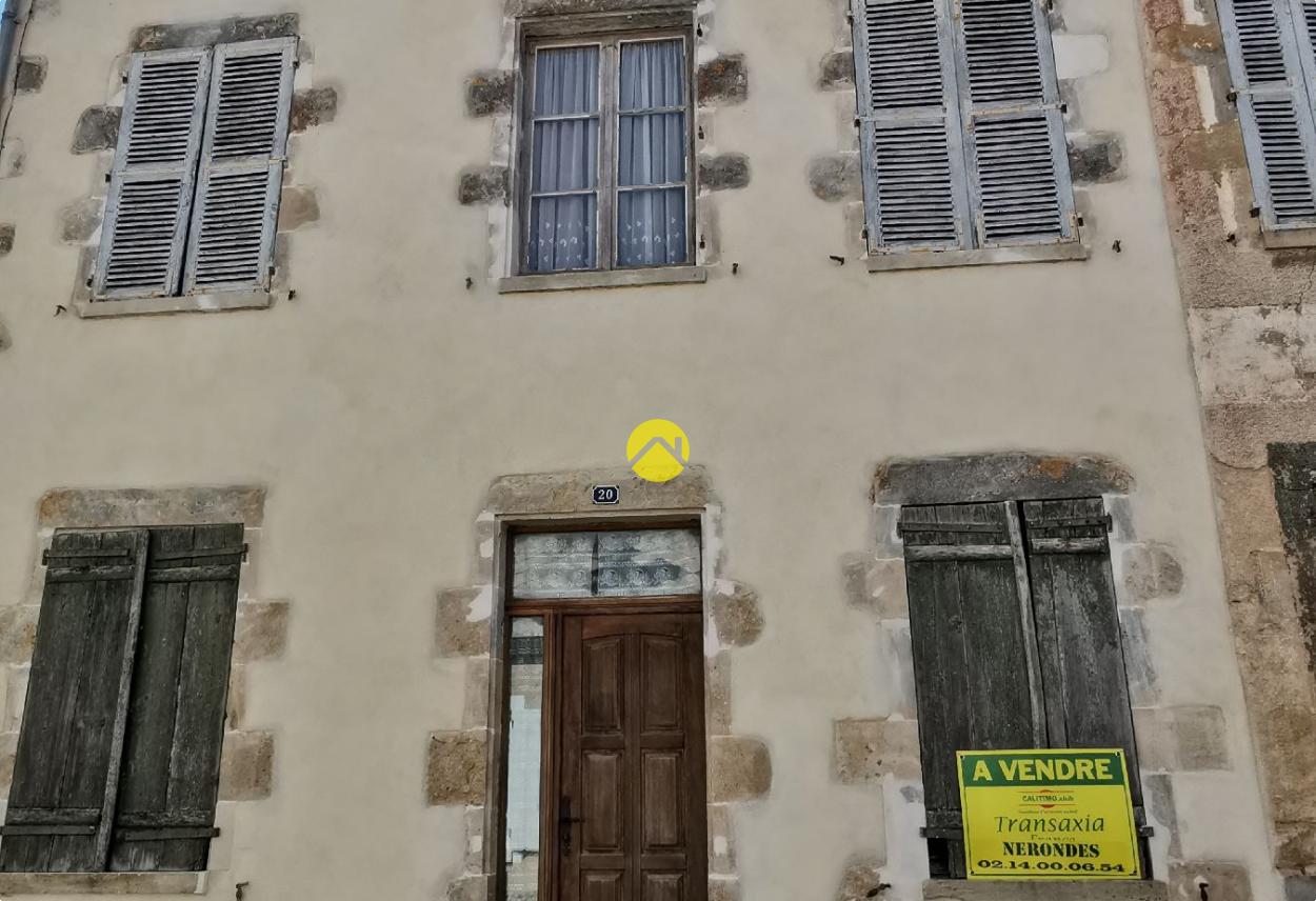 Maison 5 pièces 129 m² · à Nerondes · 129 m² · 27 500 €