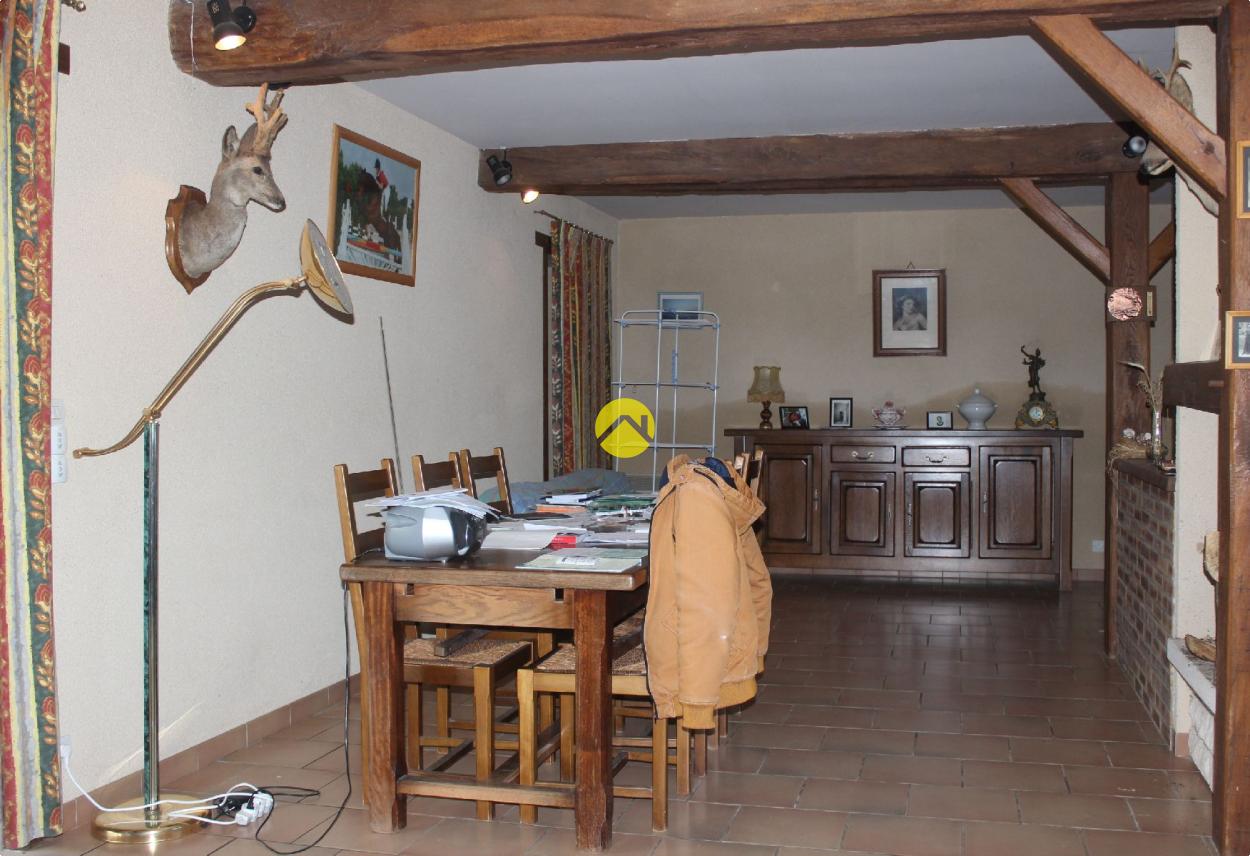 Maison 5 pièces 180 m² à Saint-Léopardin-d'Augy, photo 4