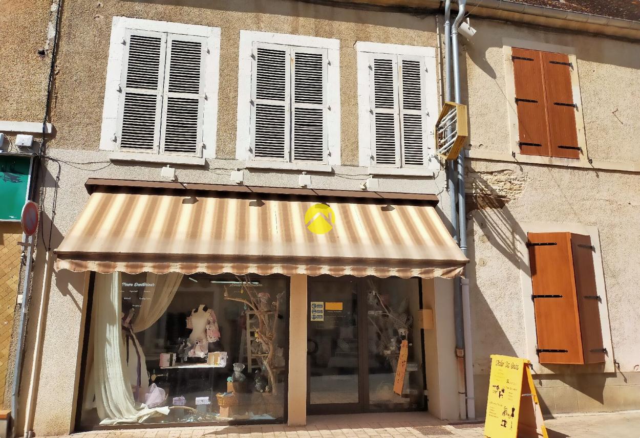 Maison 5 pièces 200 m² à Blet, photo 2