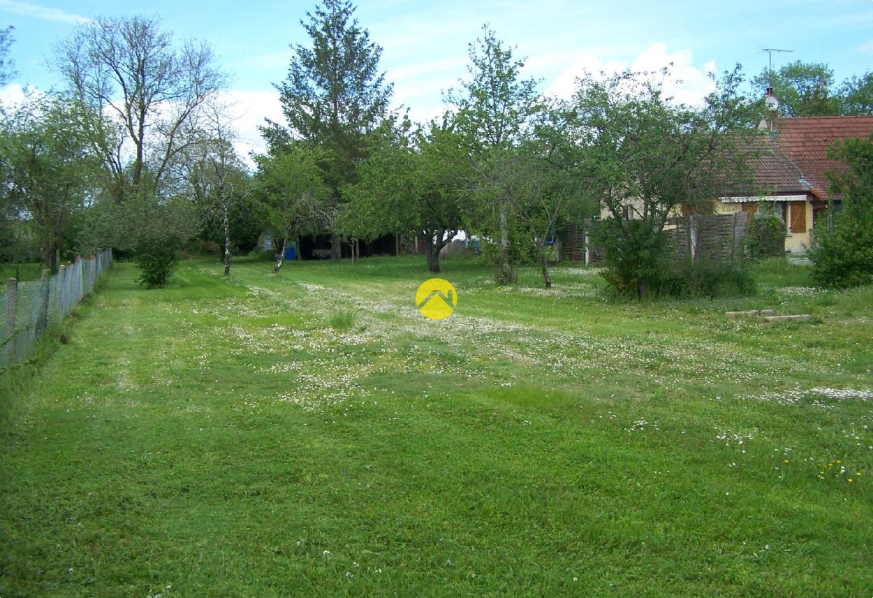 Terrain 1491 m² · à La Chapelle Saint Ursin · 1 491 m² · 54 200 €