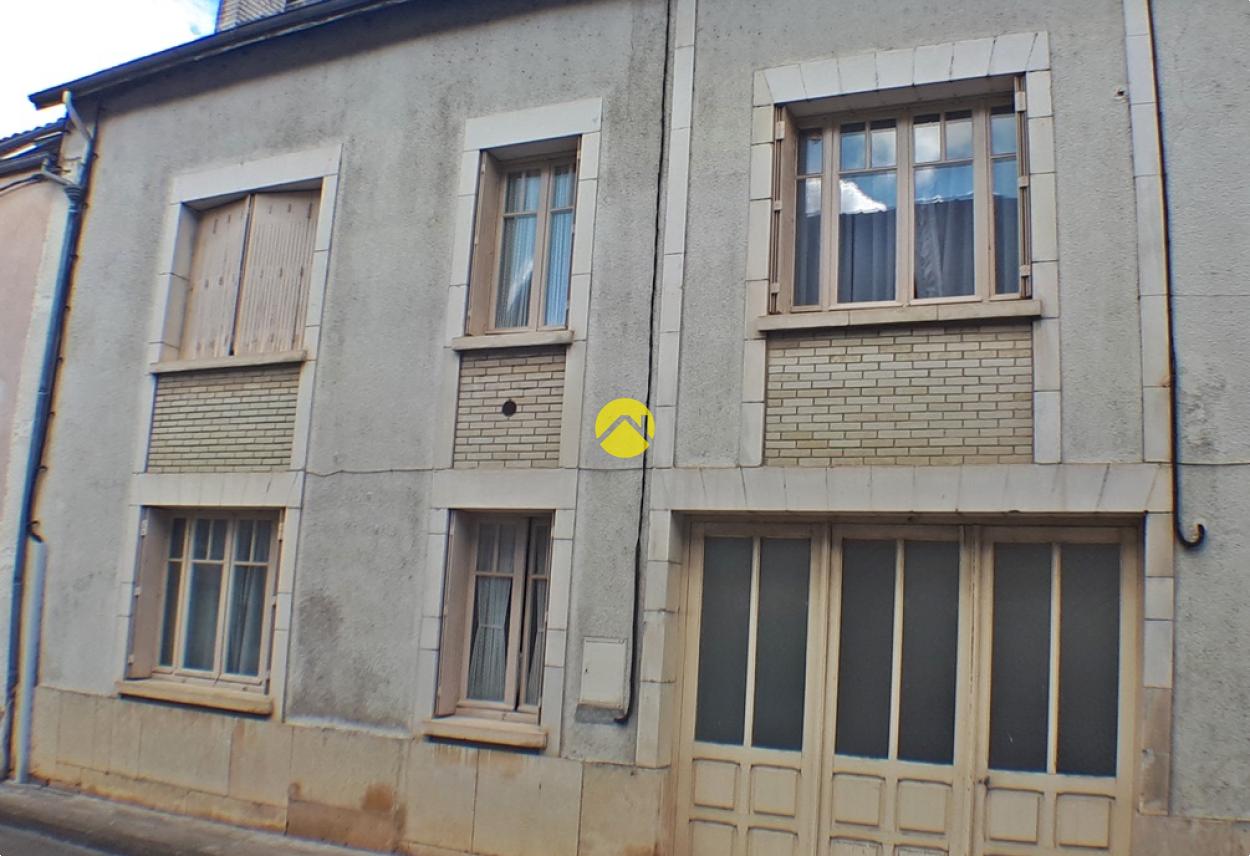 Maison 4 pièces 84 m² · à Ravieres · 84 m² · 56 000 €