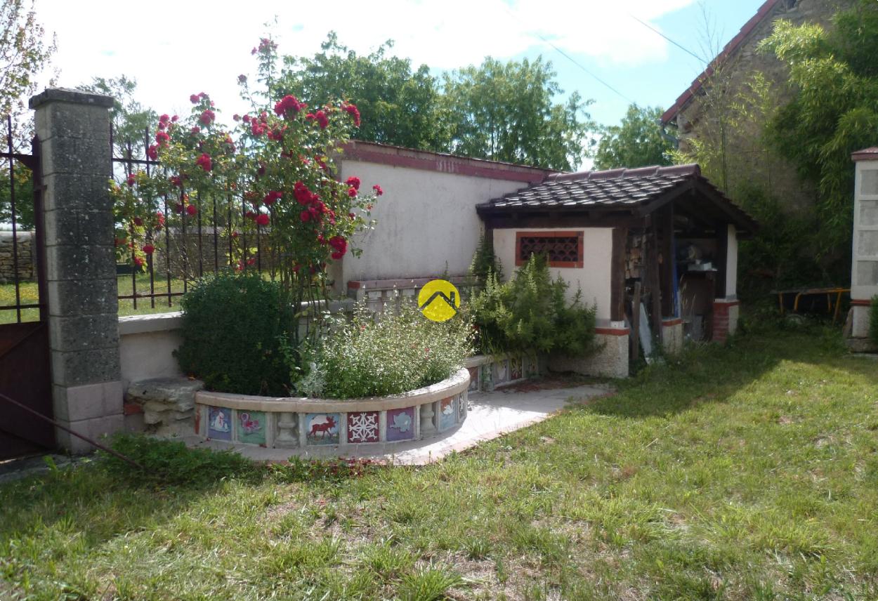 Maison 6 pièces 125 m² à St Amand-Montrond, photo 2