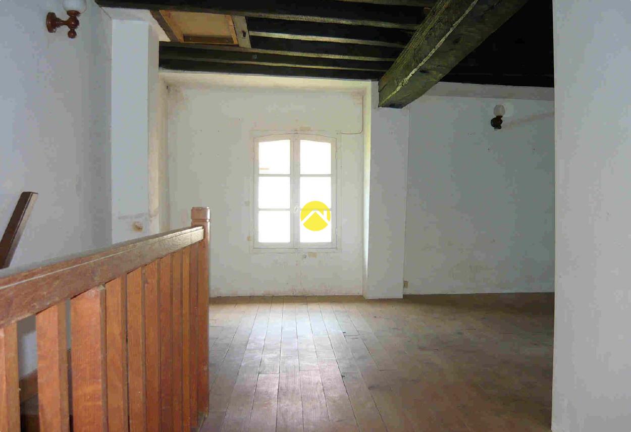 Maison 5 pièces 80 m² à Dun-le-Palestel, photo 7