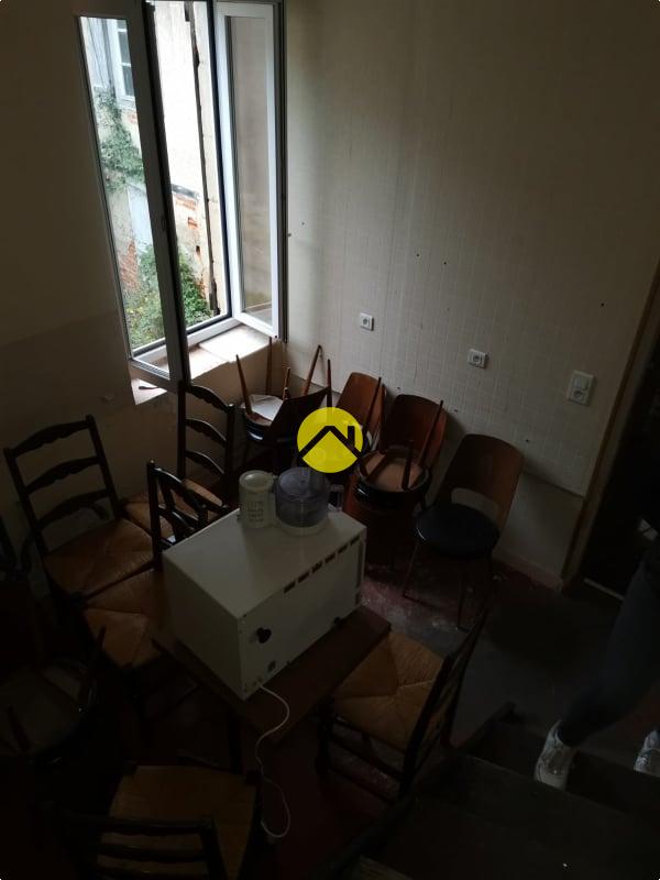 Immeuble 604 m² à Nérondes, photo 13
