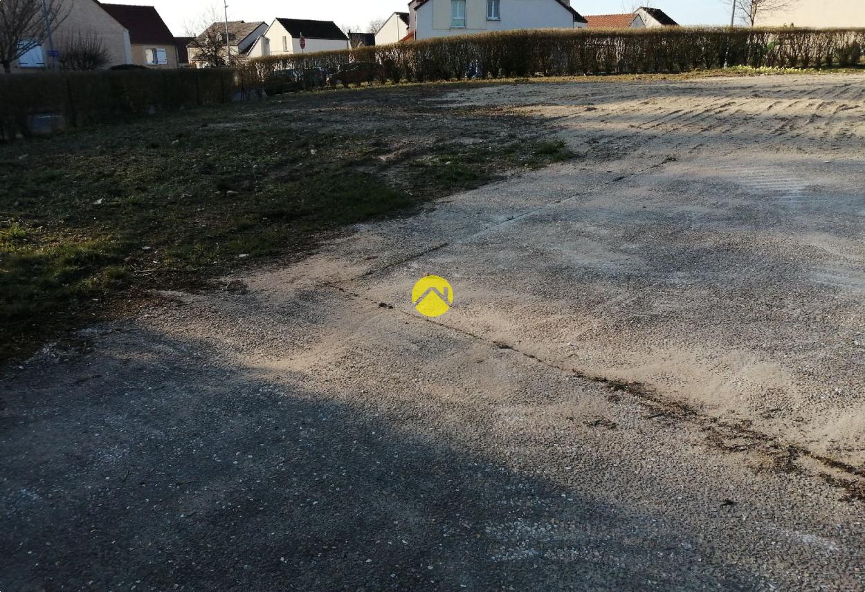 Terrain 974 m² à Briare, photo 2