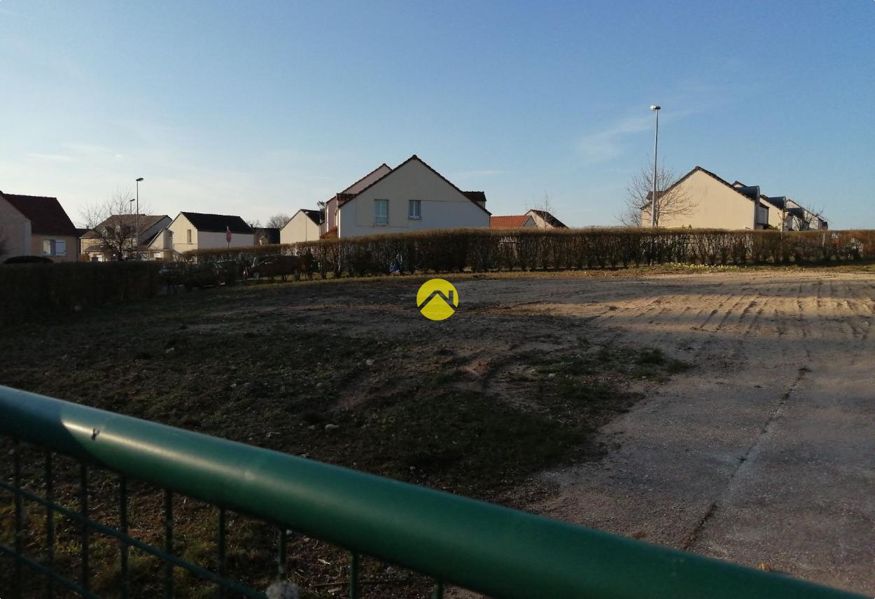 Terrain 974 m² à Briare, photo 4