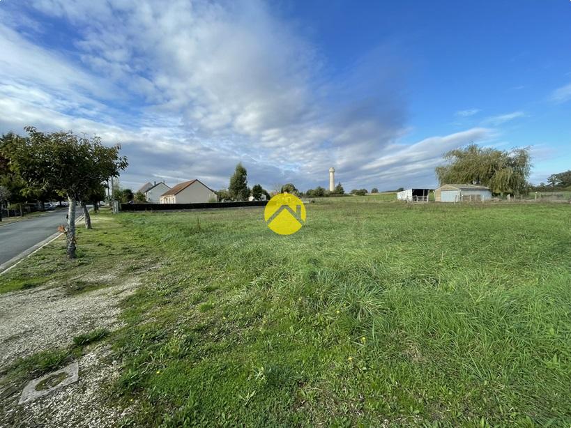 Terrain 1496 m² · à Pruniers · 1 496 m² · 17 000 €