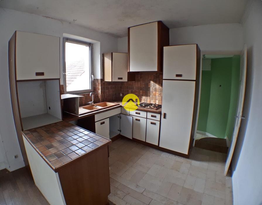 Appartement 5 pièces 96 m² à Ravières, photo 2