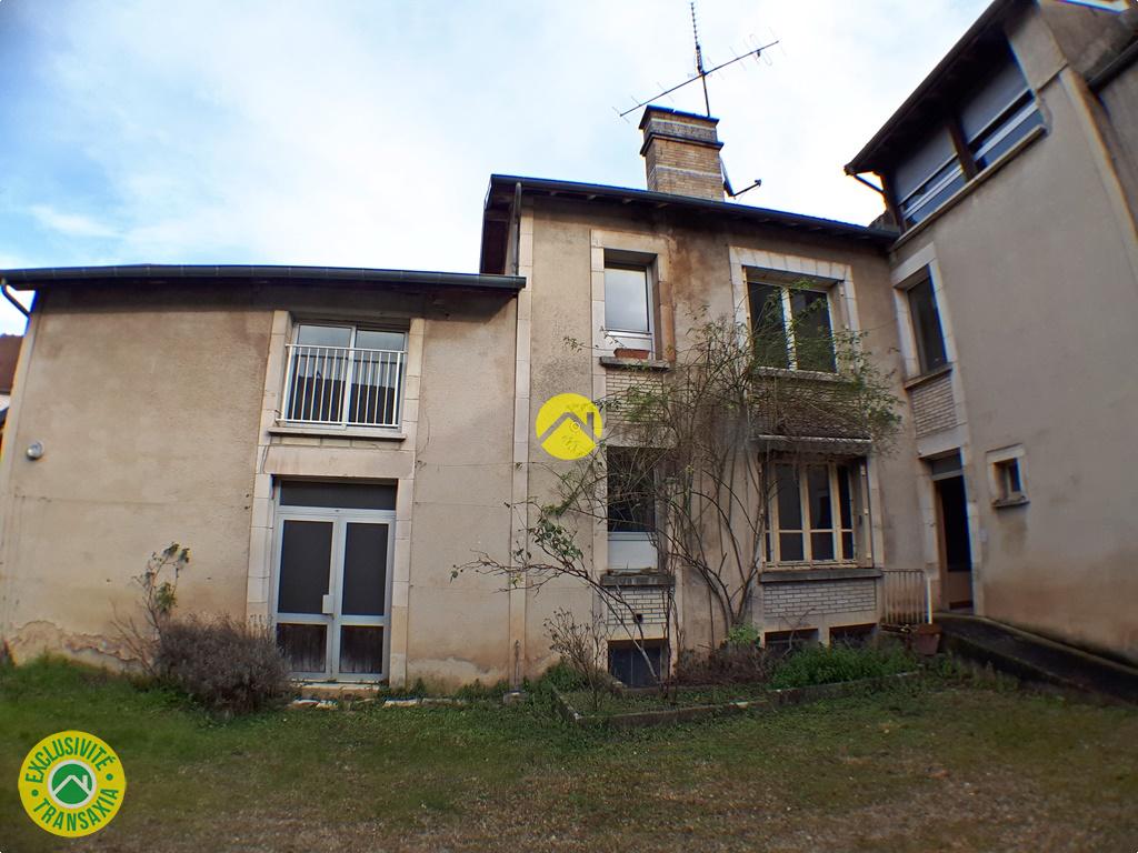 APPARTEMENT DUPLEX AVEC DÉPENDANCES