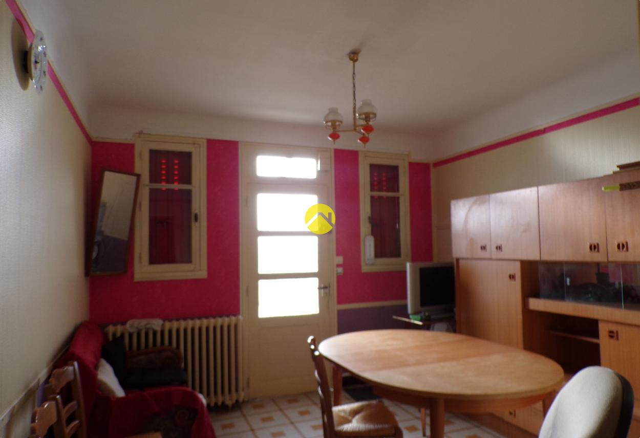 Maison 8 pièces 32 m² à Mareuil-sur-Arnon, photo 4