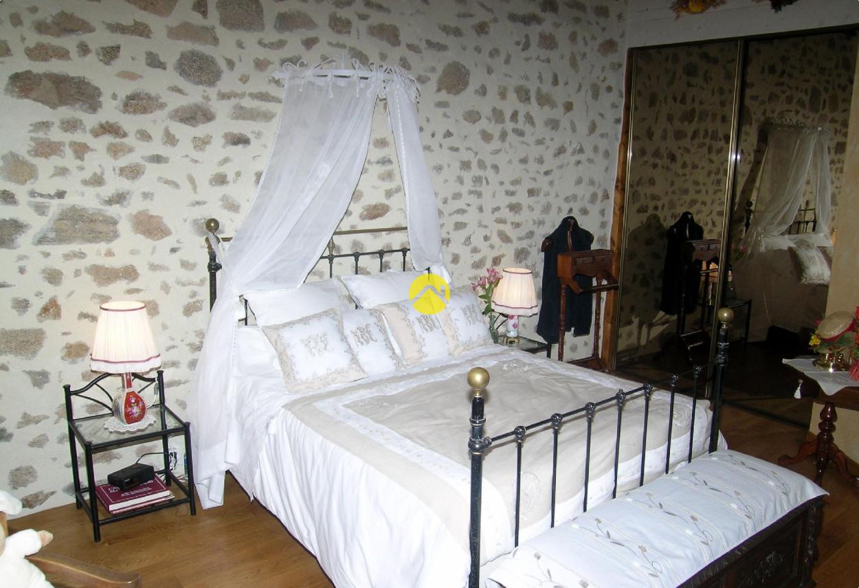 Maison 6 pièces 180 m² à Dun le Palestel, photo 4