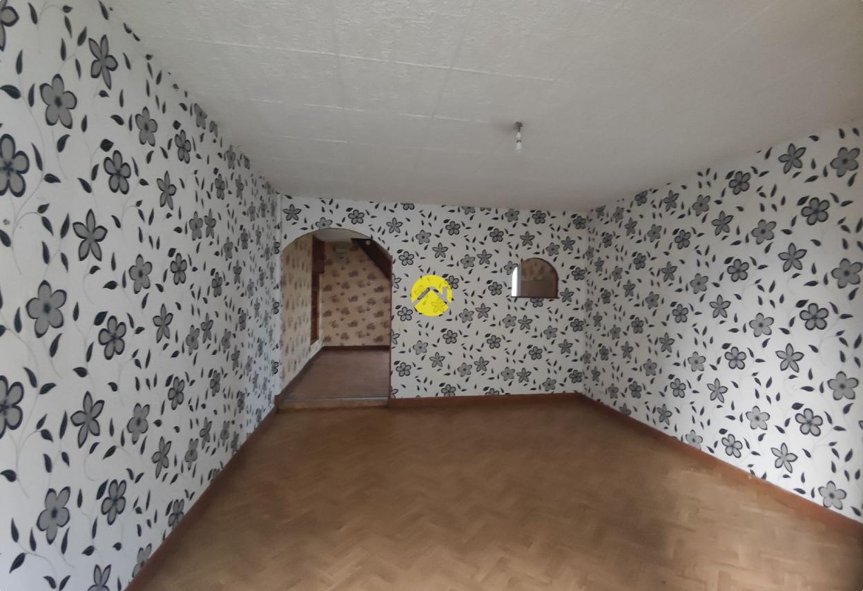 Appartement 8 pièces 155 m² à Beffes, photo 2