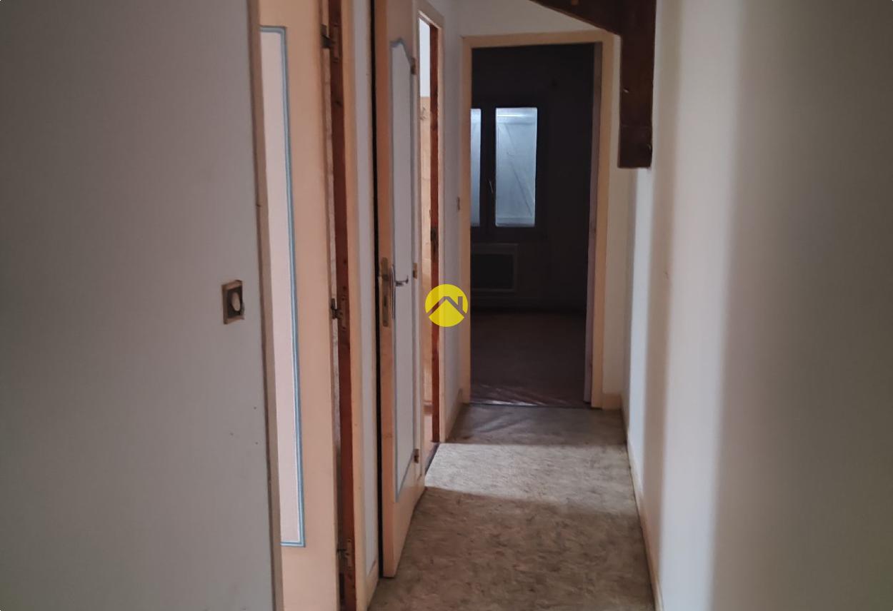 Appartement 8 pièces 155 m² à Beffes, photo 14