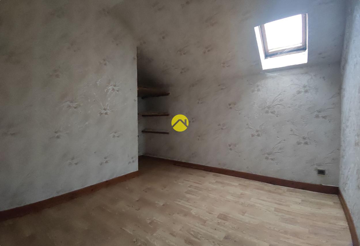 Appartement 8 pièces 155 m² à Beffes, photo 13