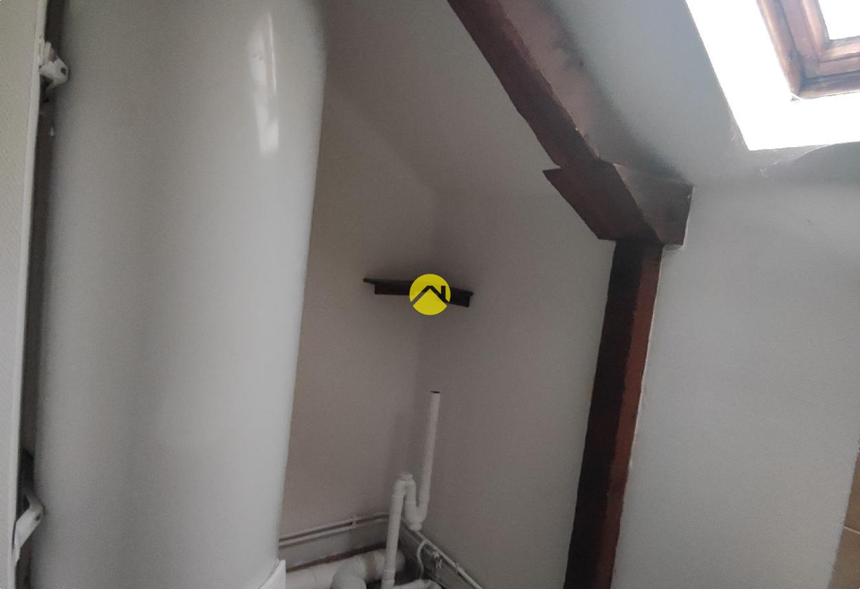 Appartement 8 pièces 155 m² à Beffes, photo 11
