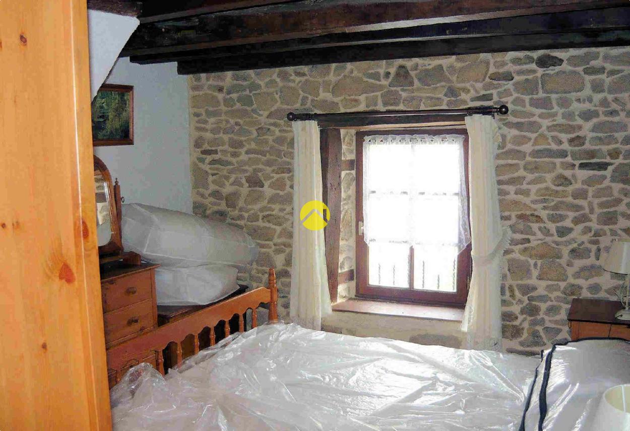 Maison 5 pièces 70 m² à Dun-le-Palestel, photo 3