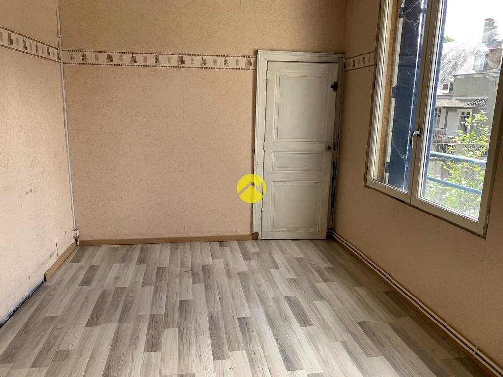 Maison 4 pièces 75 m² à Sainte Sévère sur Indre, photo 10