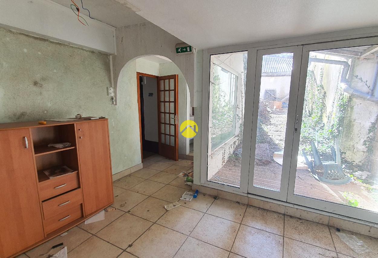 Maison 20 pièces 420 m² à Auzances, photo 5