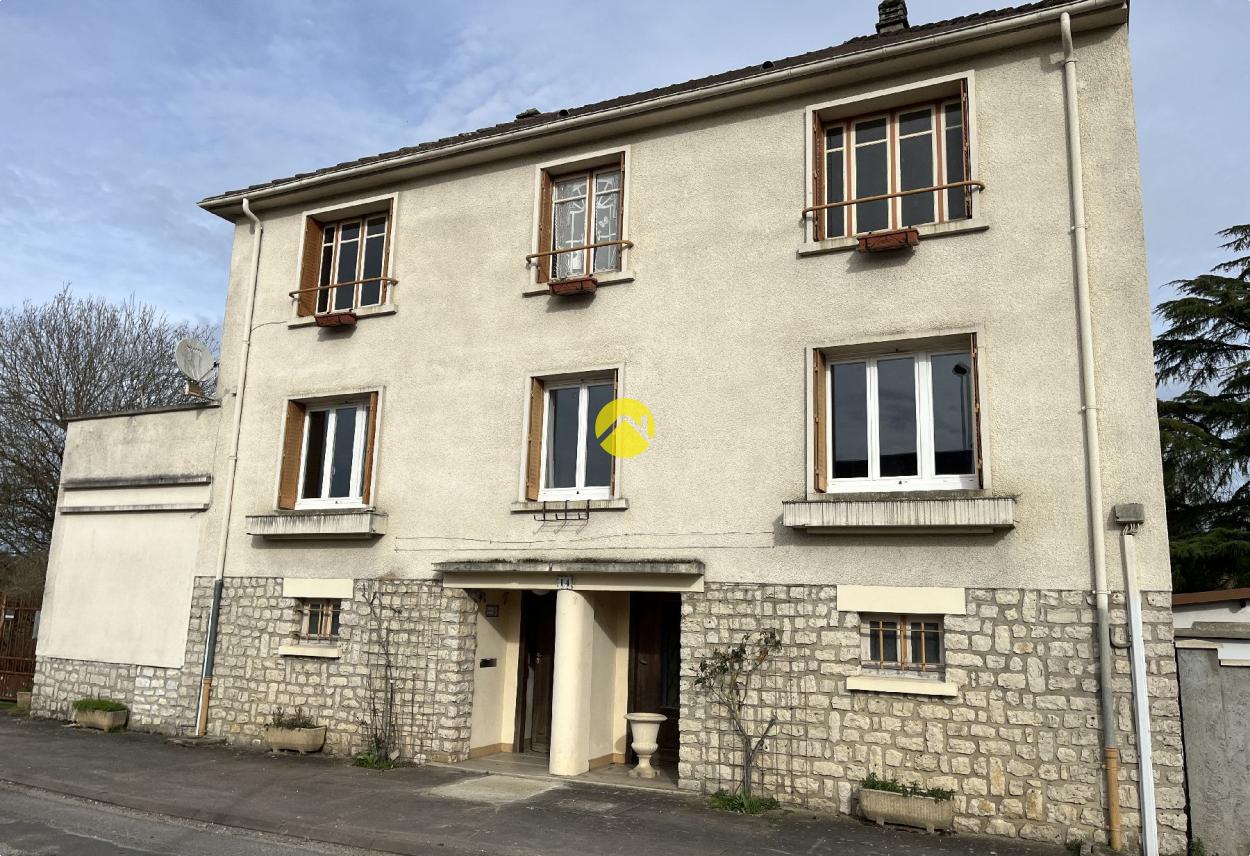 Maison 8 pièces 127 m² · à Chateauneuf sur Cher · 127 m² · 55 000 €