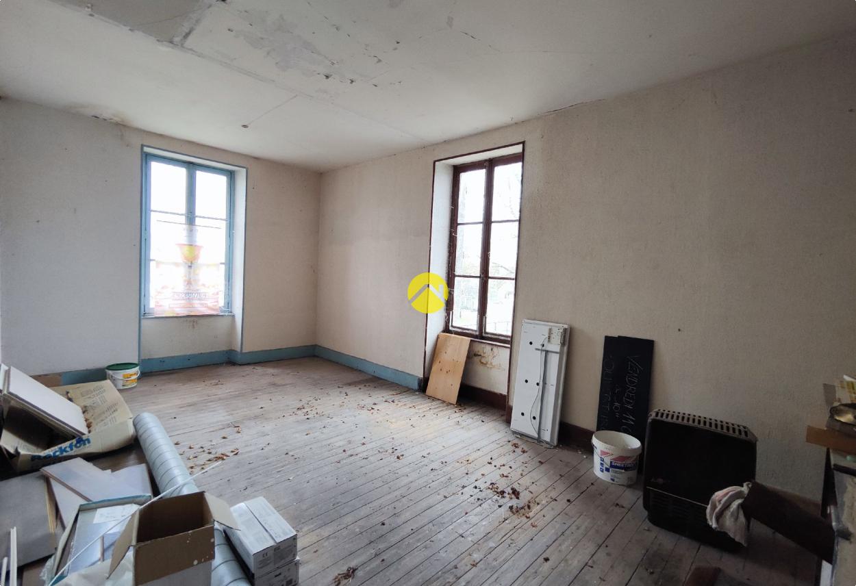 Immeuble 7 pièces 160 m² à Beffes, photo 11