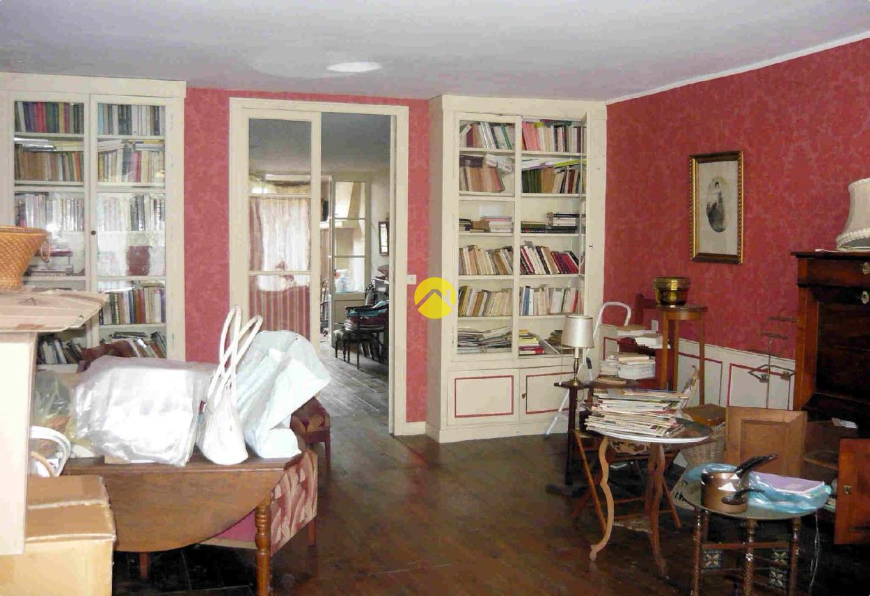 Maison 6 pièces 180 m² à Dun-le-Palestel, photo 4