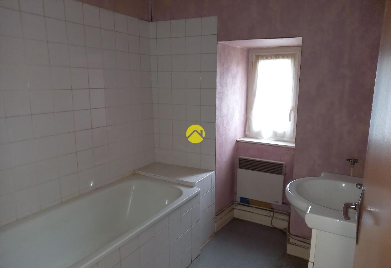 Maison 5 pièces 106 m² à Pierrefort, photo 12