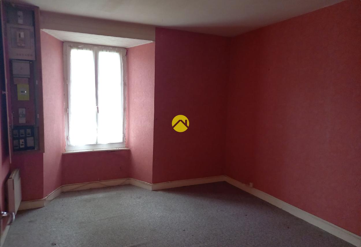 Maison 5 pièces 106 m² à Pierrefort, photo 13