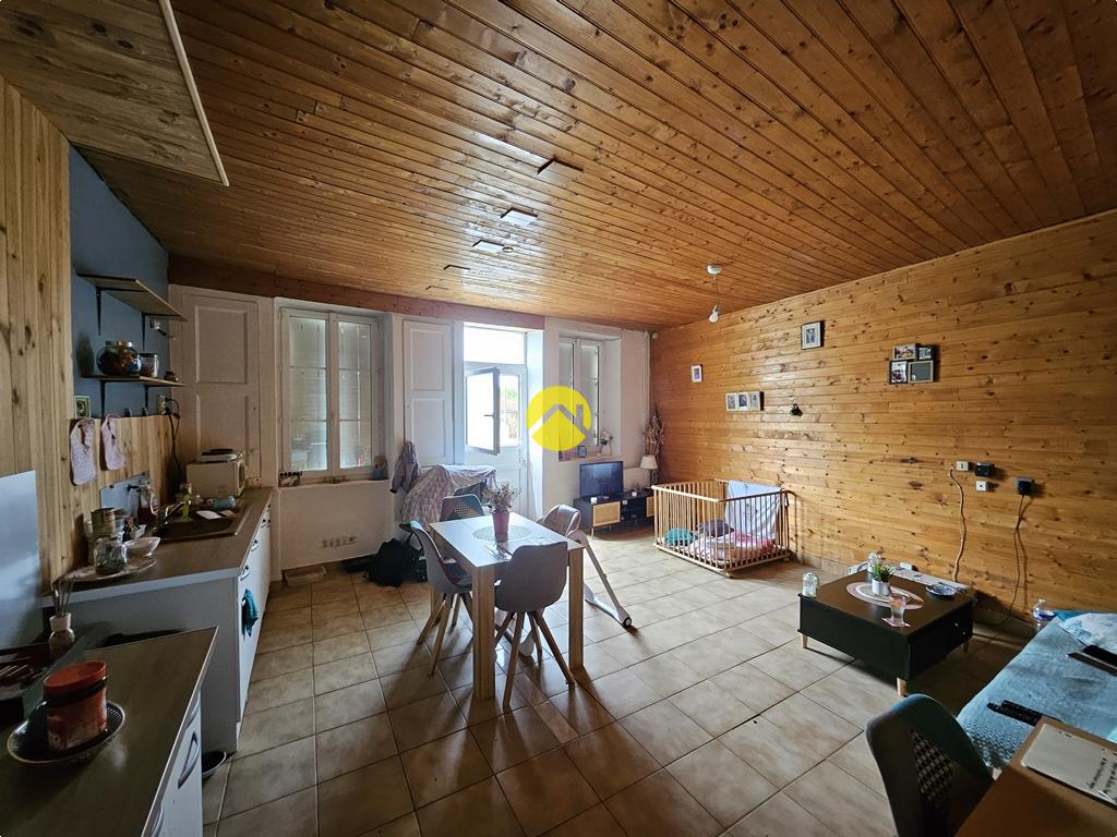 Immeuble 6 pièces 120 m² à Nérondes, photo 11