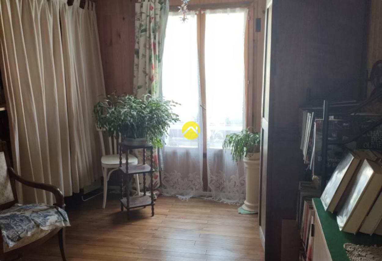 Maison 5 pièces 90 m² · à Ecueillé · 90 m² · 70 000 €