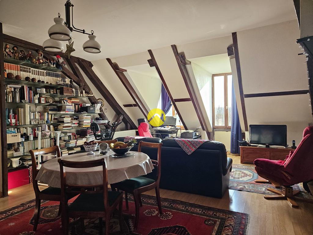 Maison 5 pièces 450 m² à Chateaumeillant, photo 5
