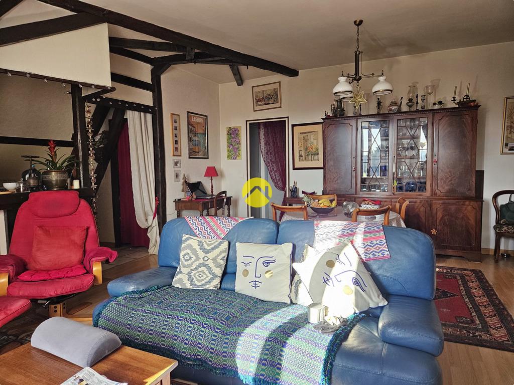 Maison 5 pièces 450 m² à Chateaumeillant, photo 4