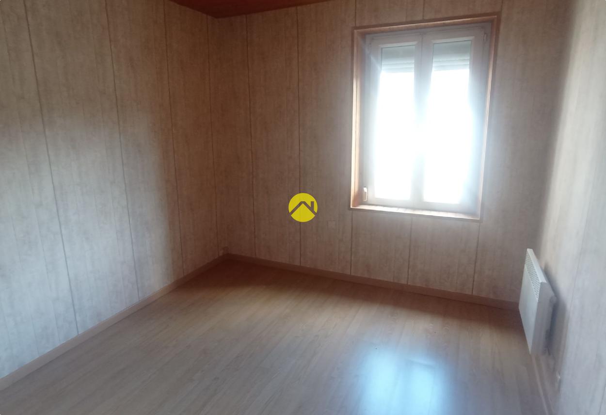 Appartement 3 pièces 75 m² à Saint-Julien-du-Sault, photo 8