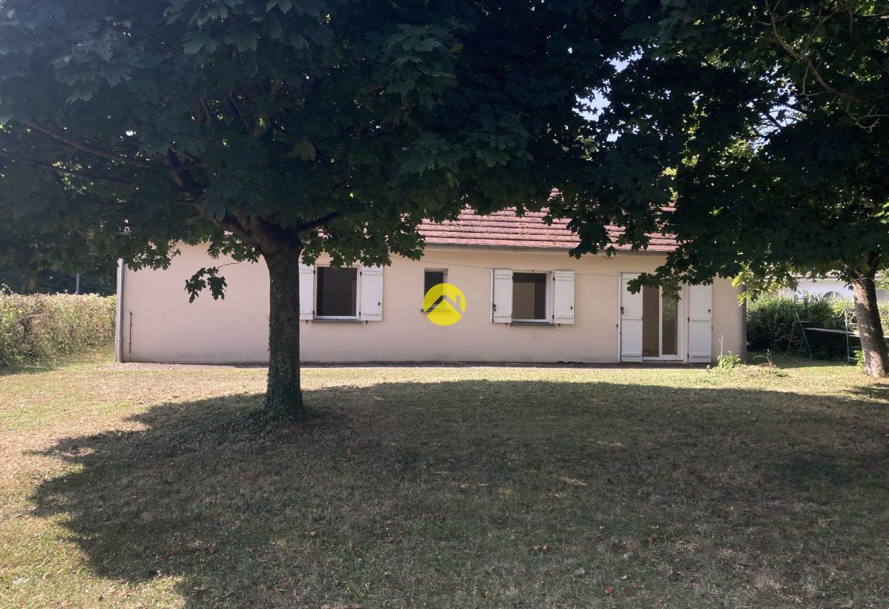 Maison 4 pièces 70 m² à Avord, photo 3