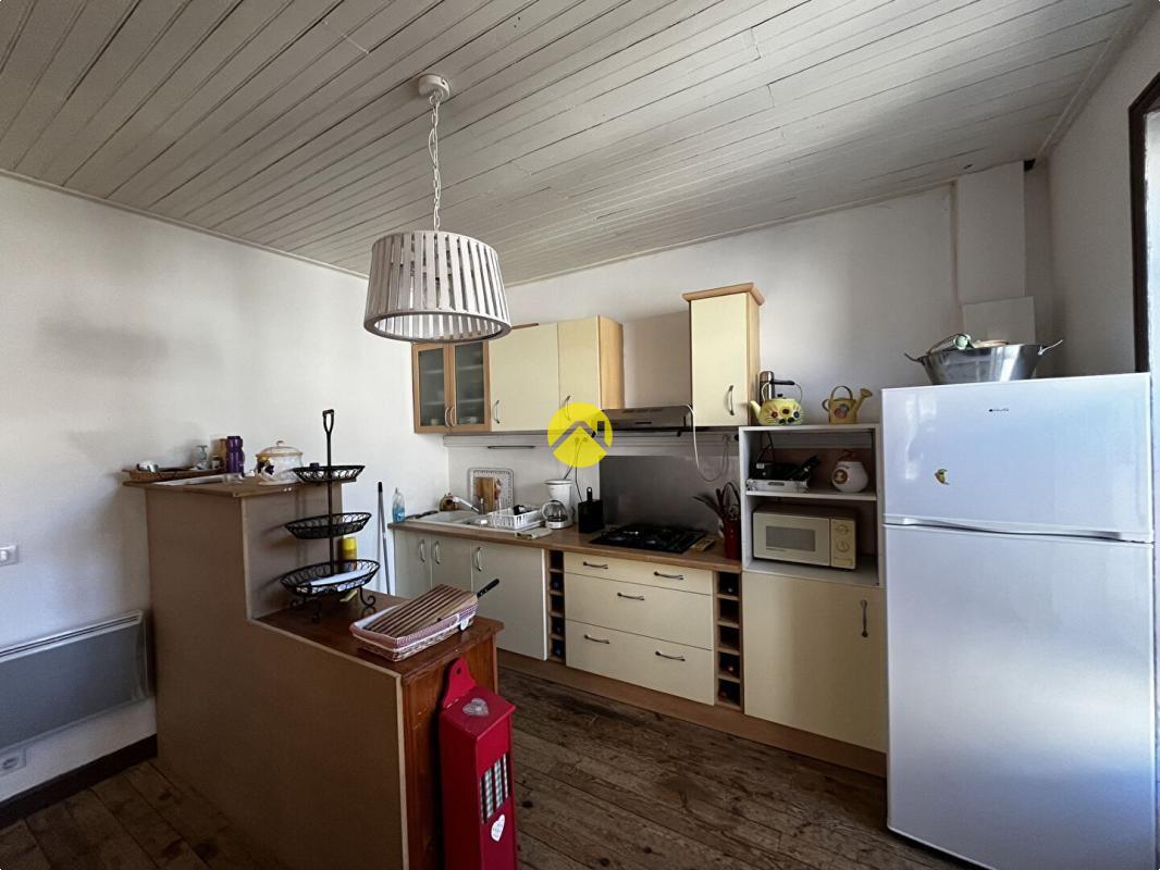 Maison 7 pièces 135 m² à Pierrefort, photo 5