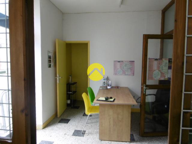 Immeuble 5 pièces 108 m² à Bélâbre, photo 4