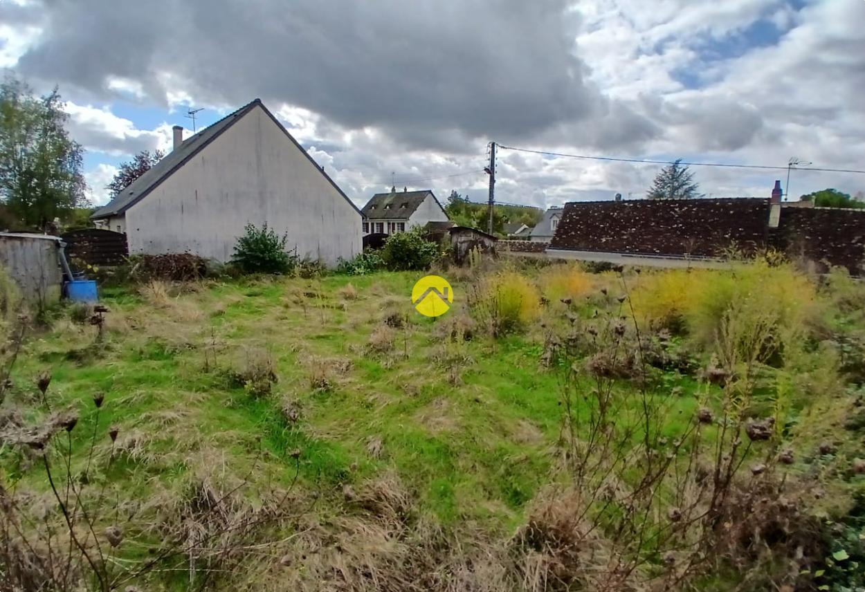 Terrain 381 m² · à Beaulieu-lès-Loches · 381 m² · 24 000 €