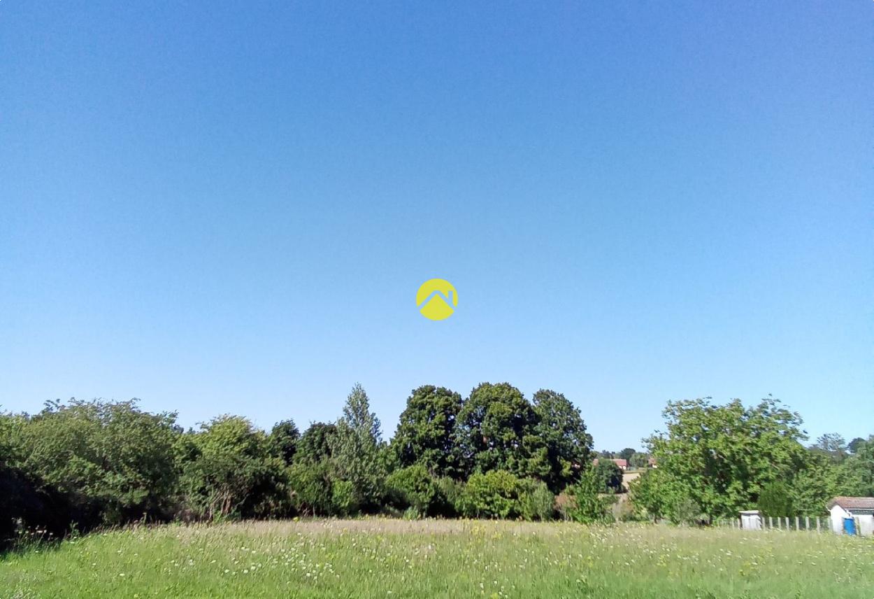 Terrain 4477 m² · à Gracay · 4 477 m² · 35 000 €
