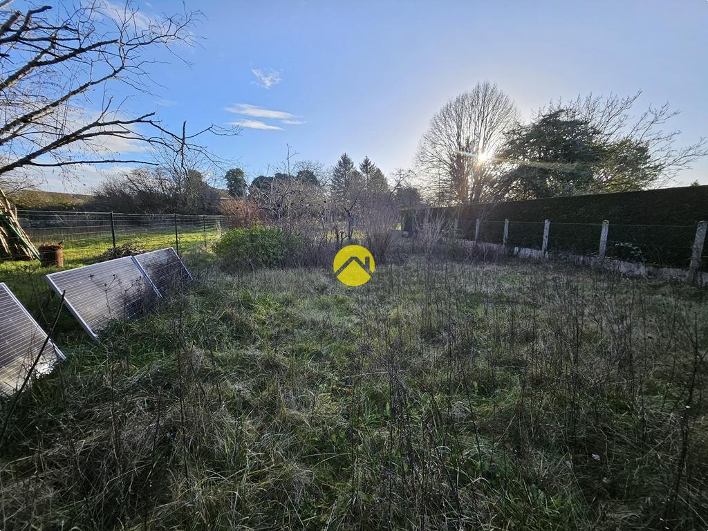 terrain de loisir · à Nérondes · 19 000 €