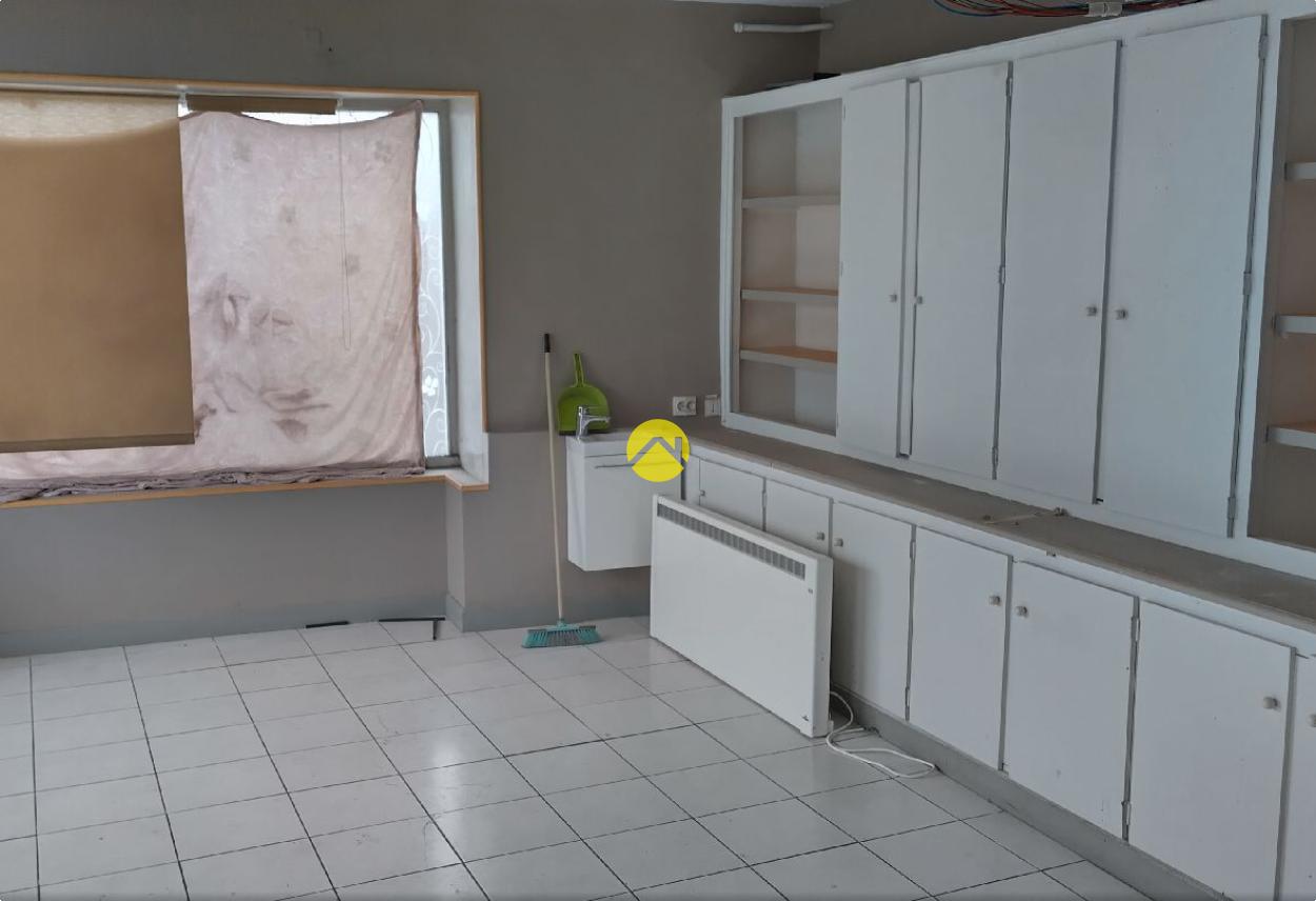 Appartement 4 pièces 74 m² · à Vatan · 74 m² · 25 000 €