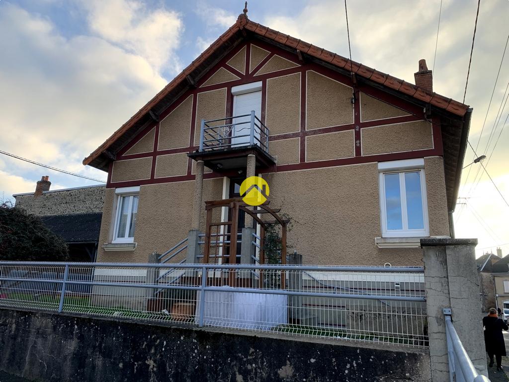 Maison 4 pièces 87 m² · à Boussac · 87 m² · 72 000 €