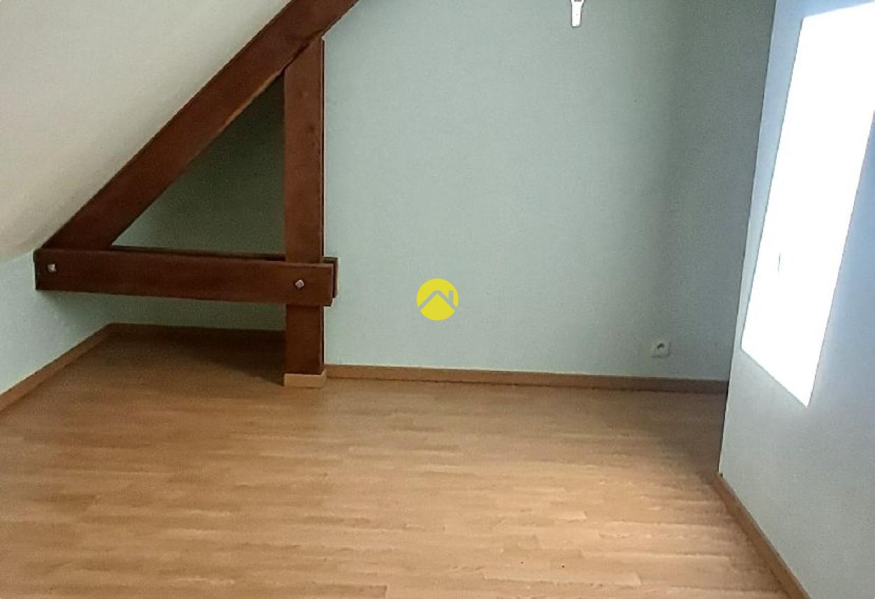 Maison 11 pièces 229 m² à Gipcy, photo 11